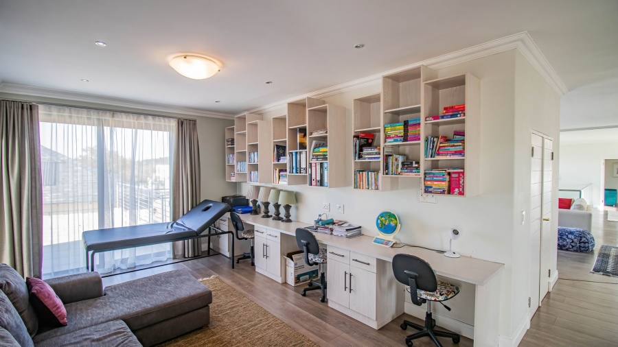 6 Bedroom Property for Sale in Blue Hills Equestrian Estate Gauteng