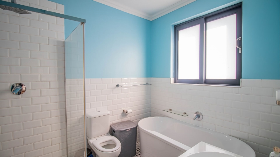 6 Bedroom Property for Sale in Blue Hills Equestrian Estate Gauteng