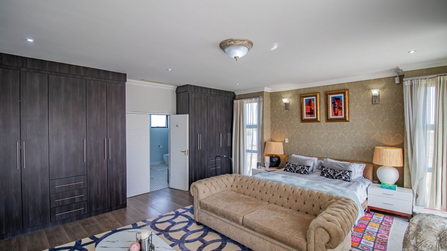 6 Bedroom Property for Sale in Blue Hills Equestrian Estate Gauteng