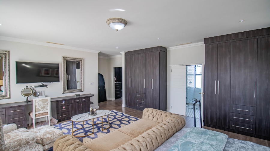 6 Bedroom Property for Sale in Blue Hills Equestrian Estate Gauteng