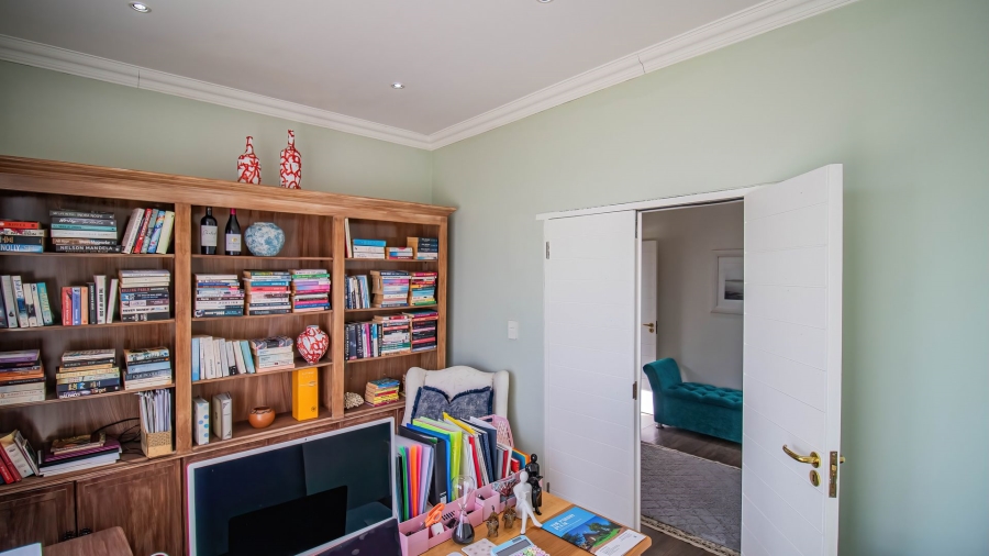 6 Bedroom Property for Sale in Blue Hills Equestrian Estate Gauteng