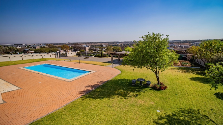 6 Bedroom Property for Sale in Blue Hills Equestrian Estate Gauteng