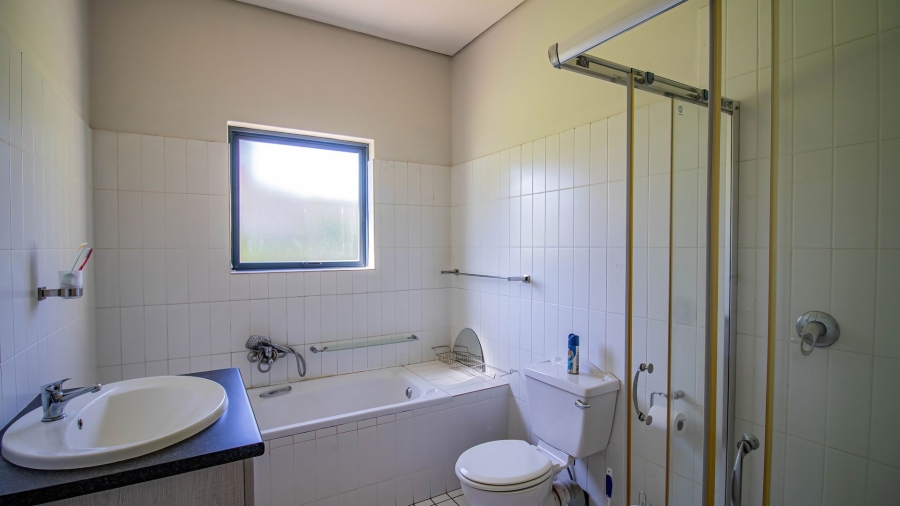 6 Bedroom Property for Sale in Blue Hills Equestrian Estate Gauteng