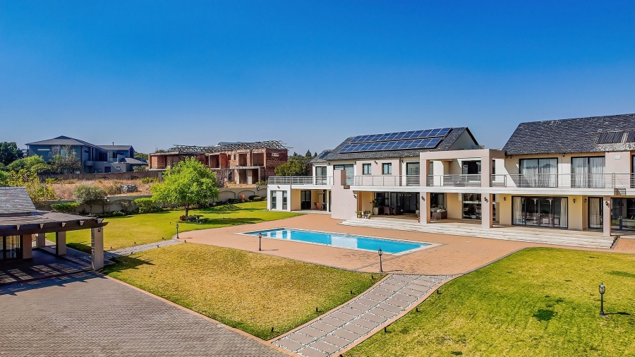 6 Bedroom Property for Sale in Blue Hills Equestrian Estate Gauteng