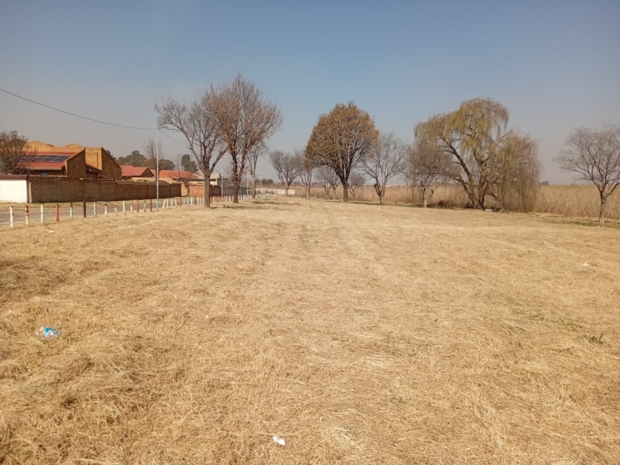 Commercial Property for Sale in Vosloorus Gauteng