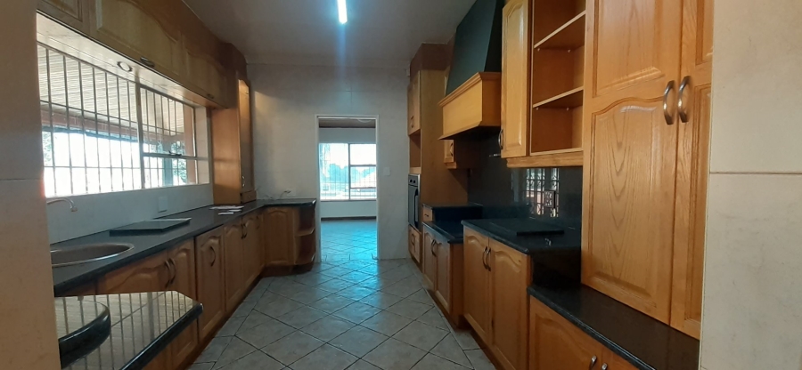 3 Bedroom Property for Sale in Glenvista Gauteng