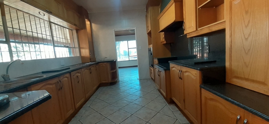 3 Bedroom Property for Sale in Glenvista Gauteng
