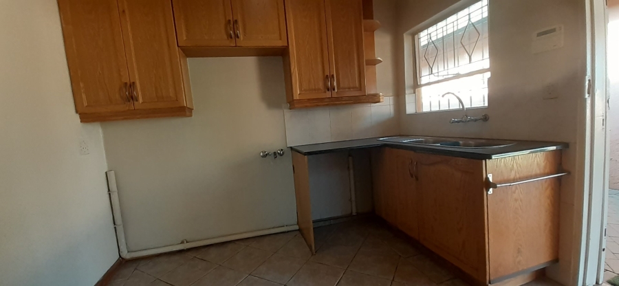 3 Bedroom Property for Sale in Glenvista Gauteng