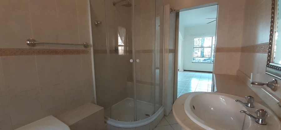 3 Bedroom Property for Sale in Glenvista Gauteng