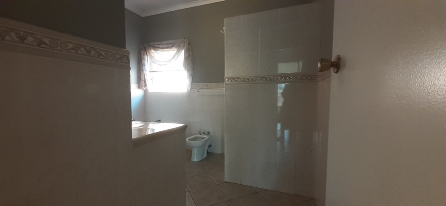 3 Bedroom Property for Sale in Glenvista Gauteng
