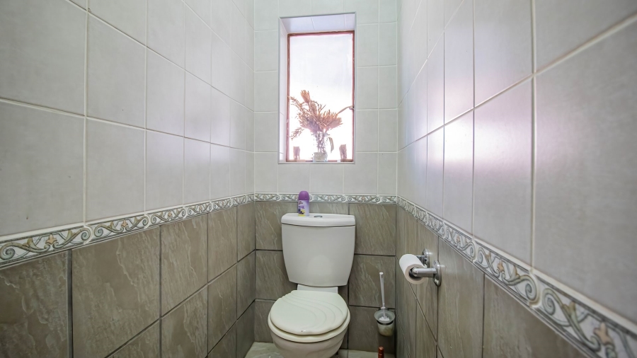 4 Bedroom Property for Sale in Primrose Hill Gauteng