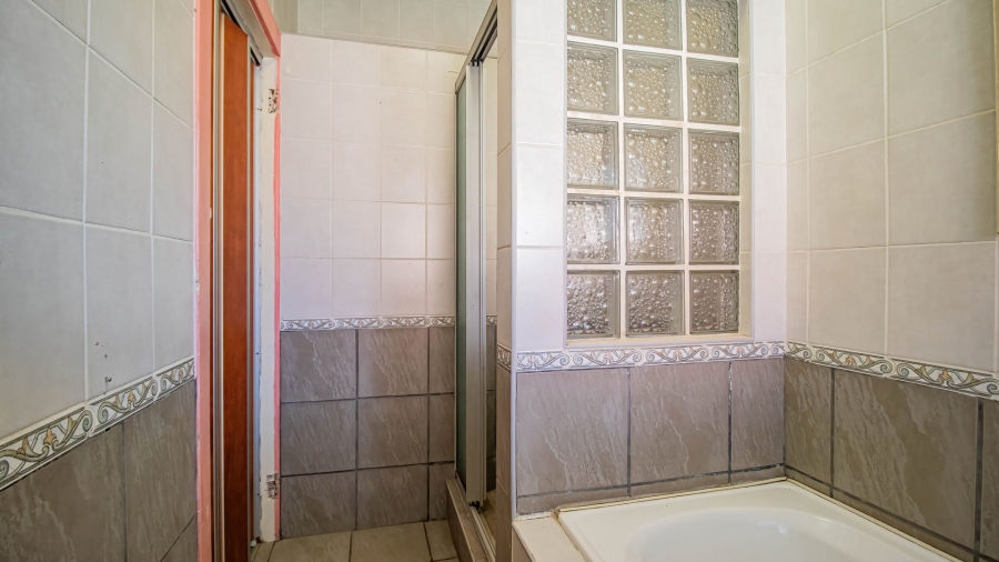 4 Bedroom Property for Sale in Primrose Hill Gauteng