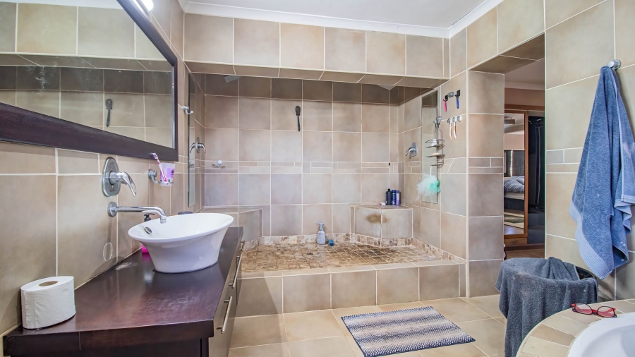 4 Bedroom Property for Sale in Primrose Hill Gauteng