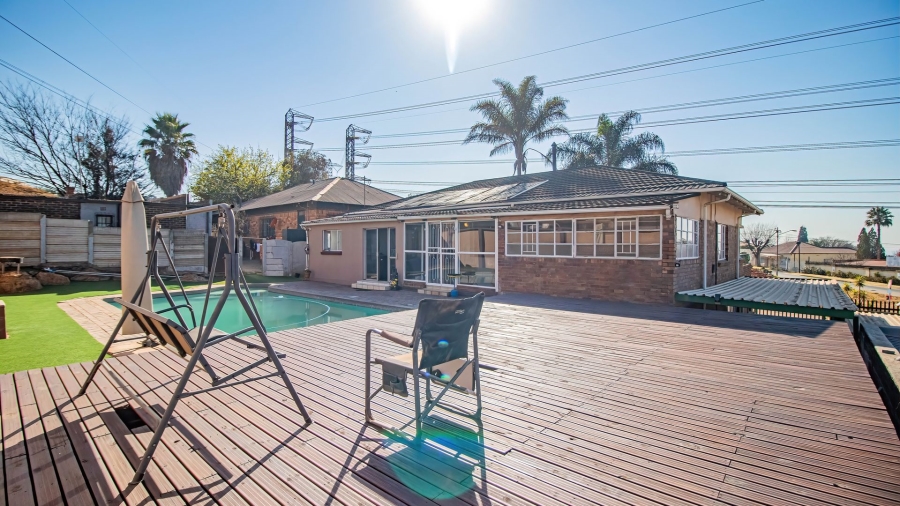 4 Bedroom Property for Sale in Primrose Hill Gauteng