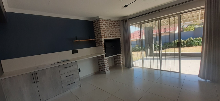 3 Bedroom Property for Sale in Mulbarton Gauteng