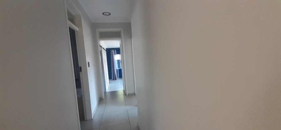 3 Bedroom Property for Sale in Mulbarton Gauteng