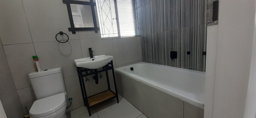 3 Bedroom Property for Sale in Mulbarton Gauteng