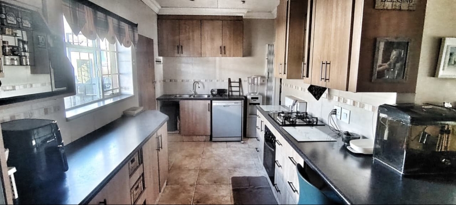 3 Bedroom Property for Sale in Woodmere Gauteng