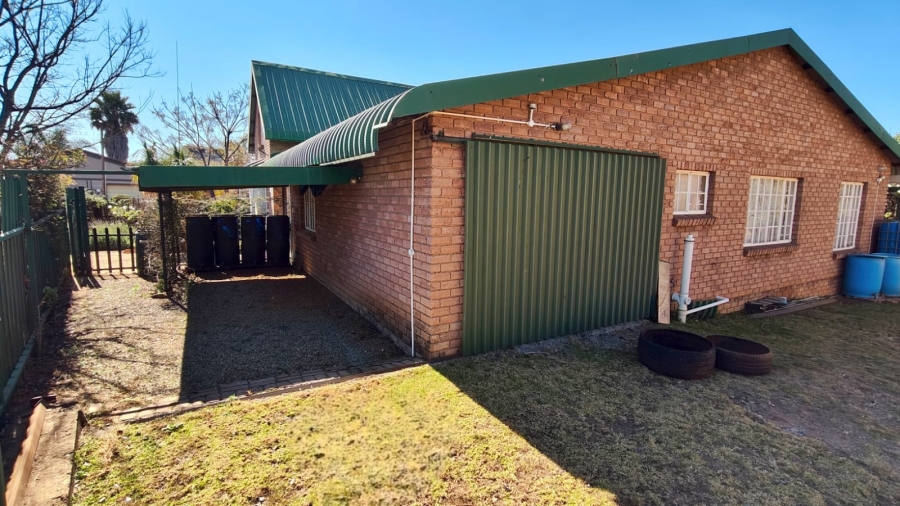 4 Bedroom Property for Sale in Vaal Marina Gauteng