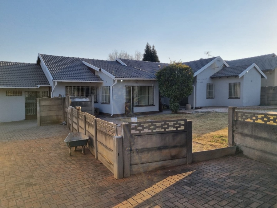 4 Bedroom Property for Sale in Hazelpark Gauteng