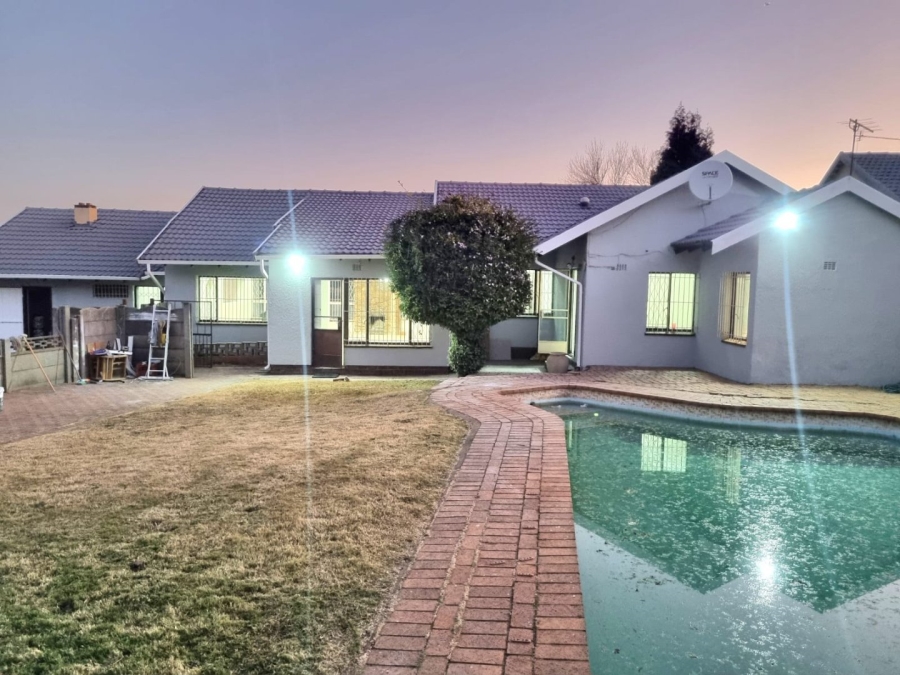 4 Bedroom Property for Sale in Hazelpark Gauteng