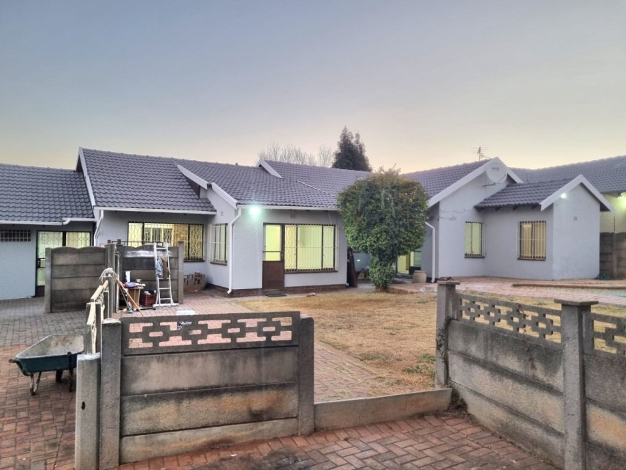 4 Bedroom Property for Sale in Hazelpark Gauteng