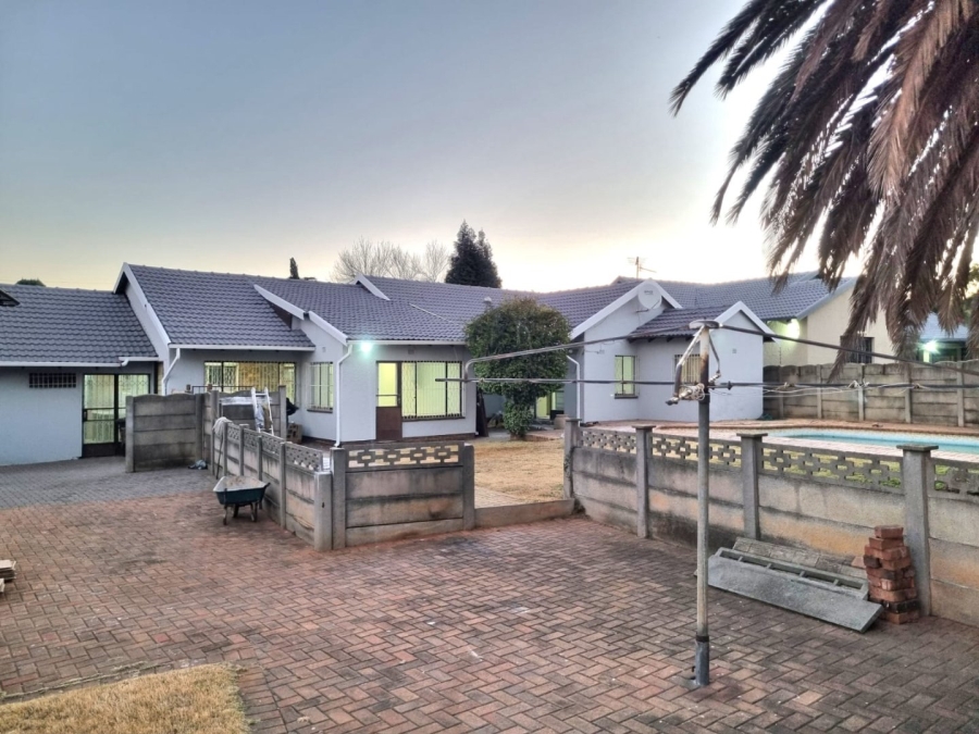 4 Bedroom Property for Sale in Hazelpark Gauteng