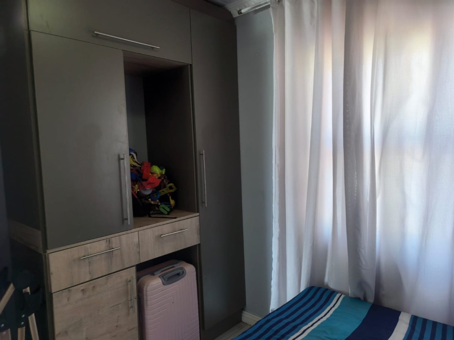 3 Bedroom Property for Sale in Strubenvale Gauteng