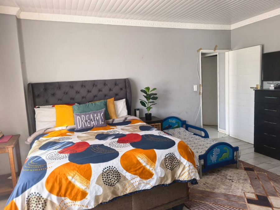 3 Bedroom Property for Sale in Strubenvale Gauteng