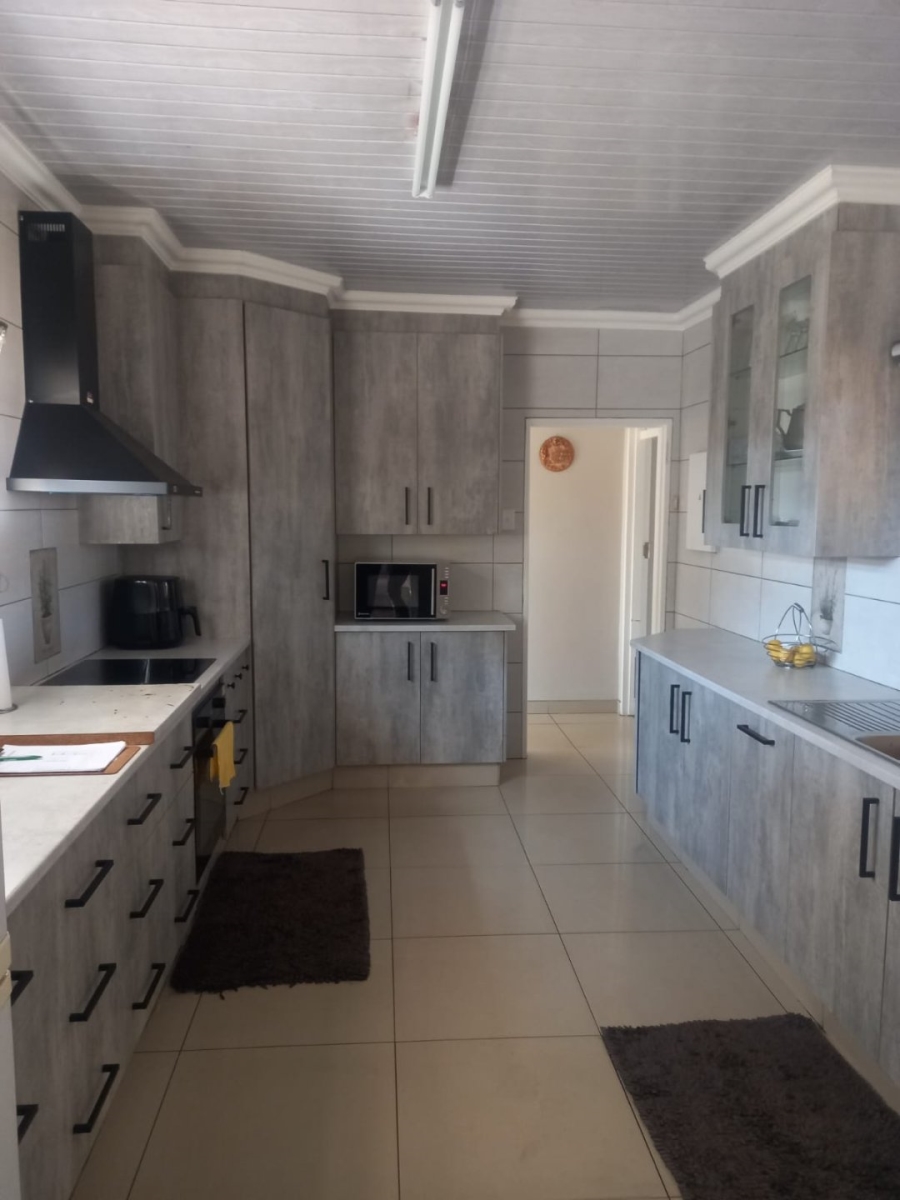 3 Bedroom Property for Sale in Vanderbijlpark SE 6 Gauteng