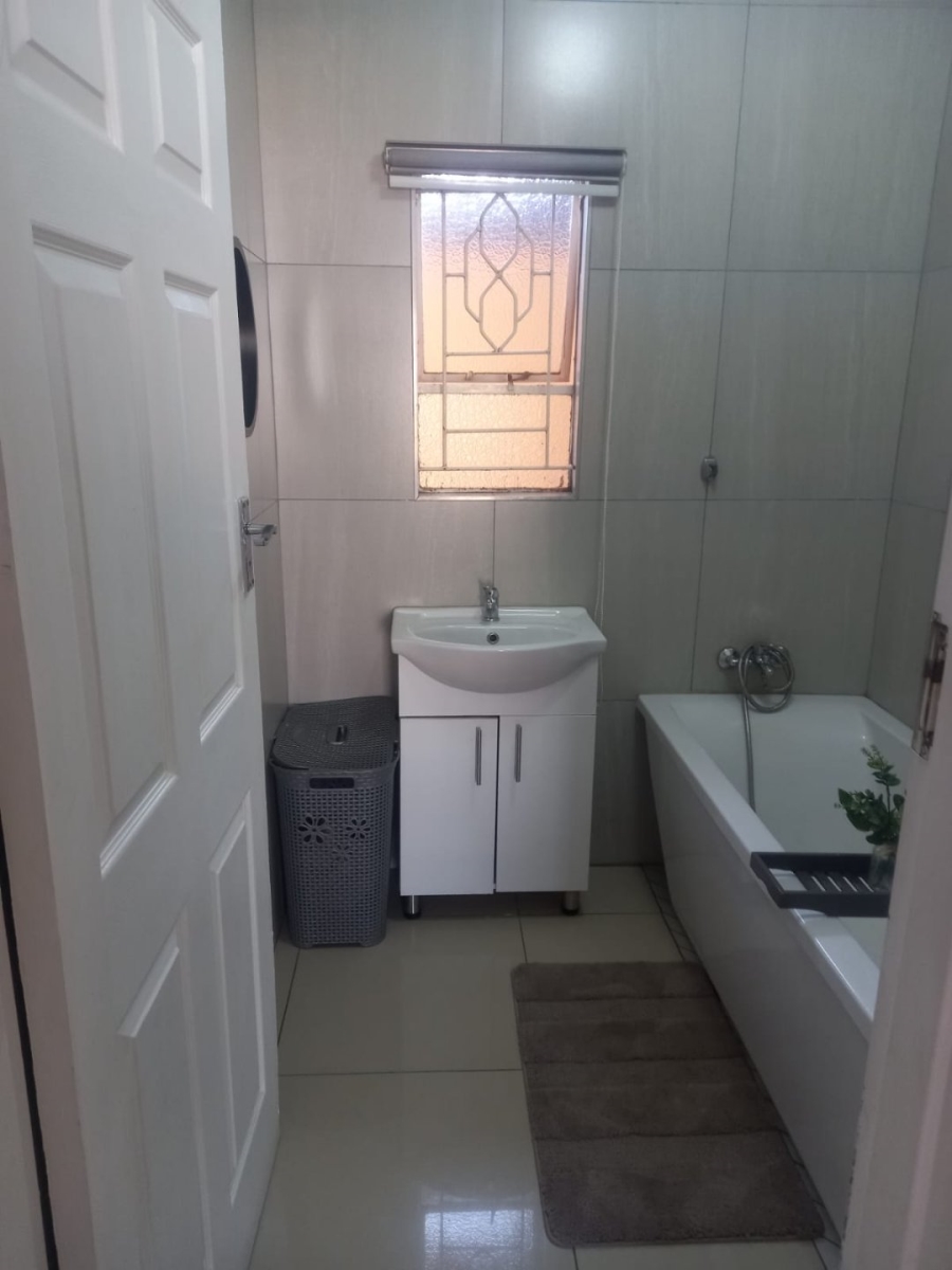 3 Bedroom Property for Sale in Vanderbijlpark SE 6 Gauteng