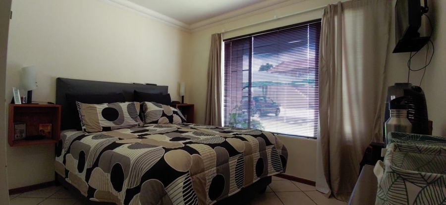 To Let 2 Bedroom Property for Rent in Beyers Park Gauteng