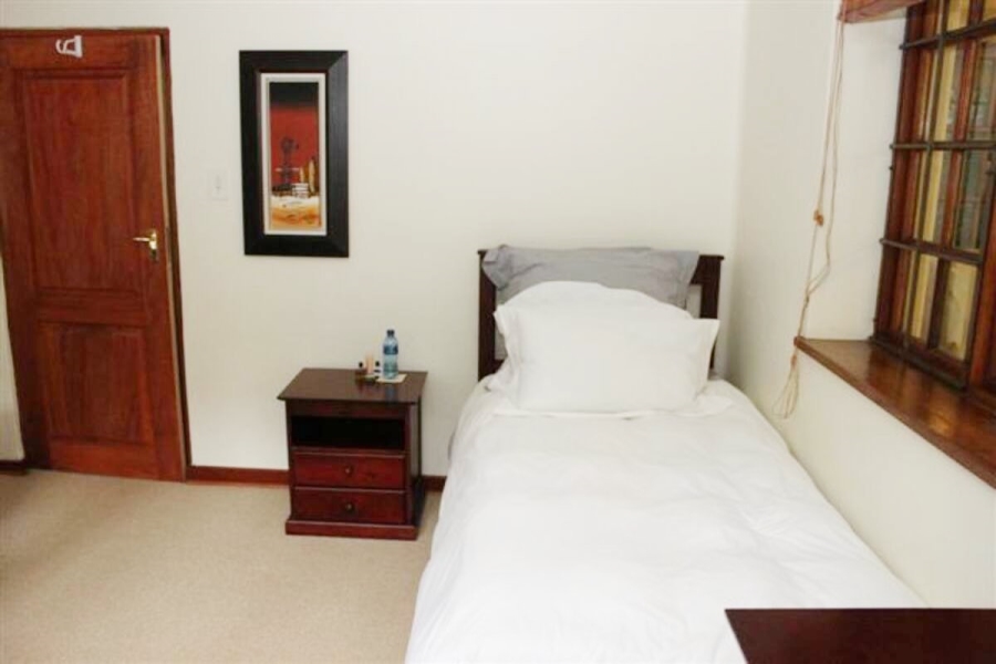 To Let 2 Bedroom Property for Rent in Bedfordview Gauteng
