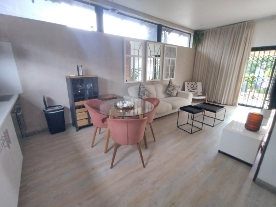 To Let 1 Bedroom Property for Rent in Bedfordview Gauteng