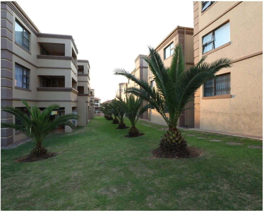 To Let 2 Bedroom Property for Rent in Sunninghill Gauteng