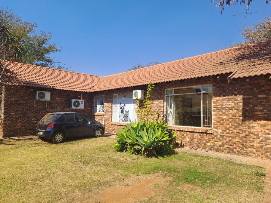 Commercial Property for Sale in Kameeldrift East Gauteng