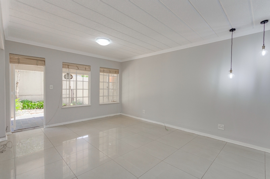 To Let 2 Bedroom Property for Rent in Morningside Gauteng