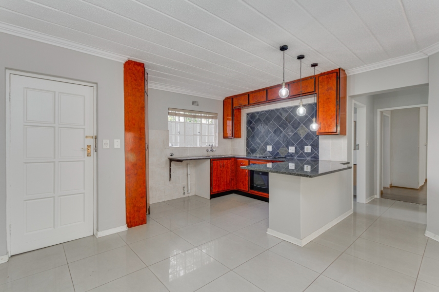 To Let 2 Bedroom Property for Rent in Morningside Gauteng