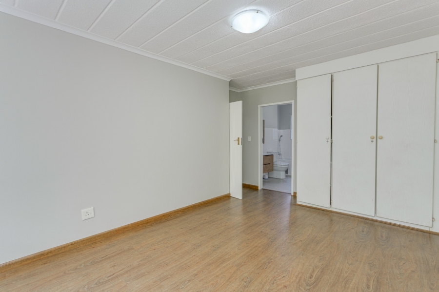 To Let 2 Bedroom Property for Rent in Morningside Gauteng