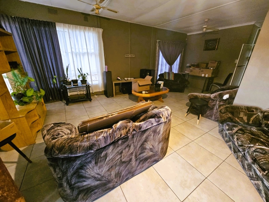 3 Bedroom Property for Sale in Glenvarloch Gauteng