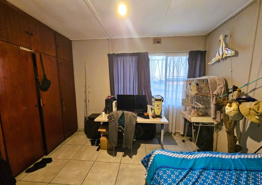 3 Bedroom Property for Sale in Glenvarloch Gauteng