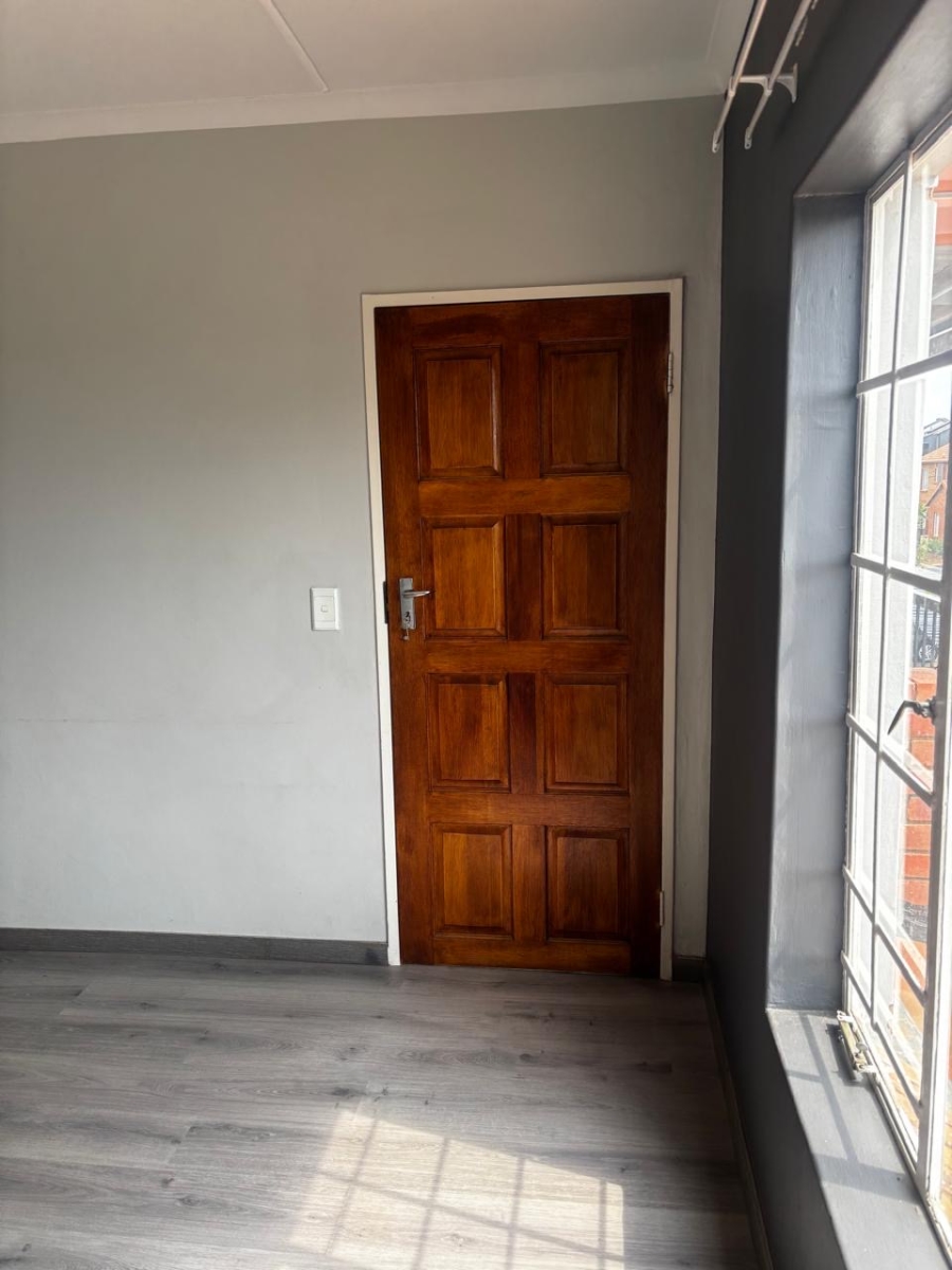 1 Bedroom Property for Sale in Pretoria North Gauteng