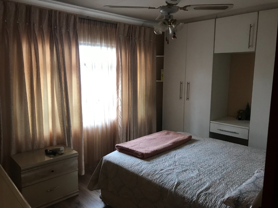 3 Bedroom Property for Sale in Kagiso Gauteng
