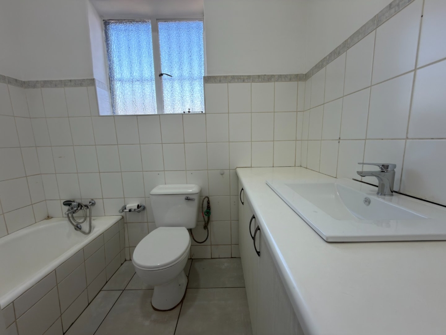 4 Bedroom Property for Sale in The Hill Gauteng