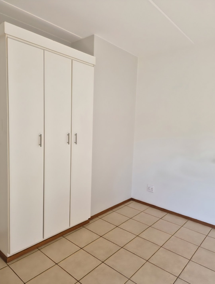 2 Bedroom Property for Sale in Klipfontein Gauteng