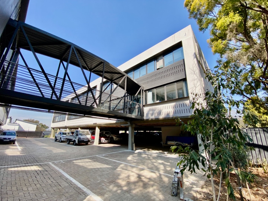To Let Commercial Property for Rent in Lynnwood Gauteng