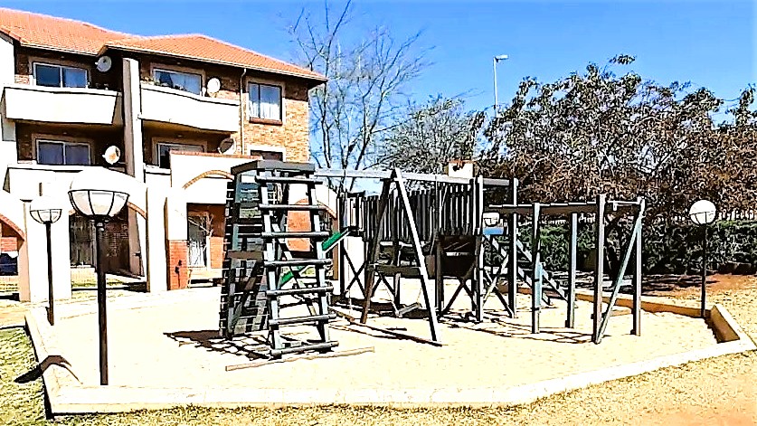 To Let 2 Bedroom Property for Rent in Halfway Gardens Gauteng