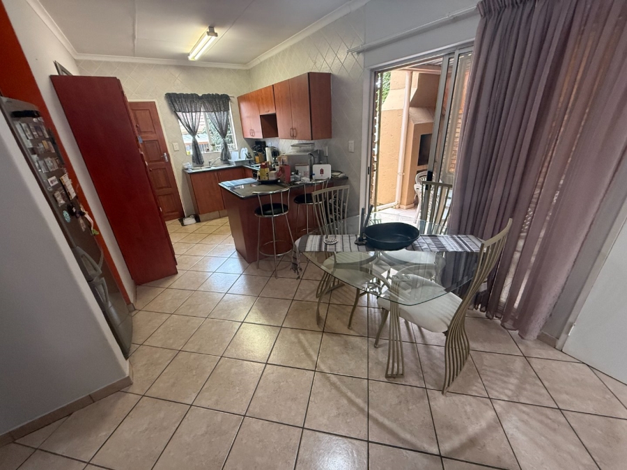 To Let 2 Bedroom Property for Rent in Amberfield Ridge Gauteng
