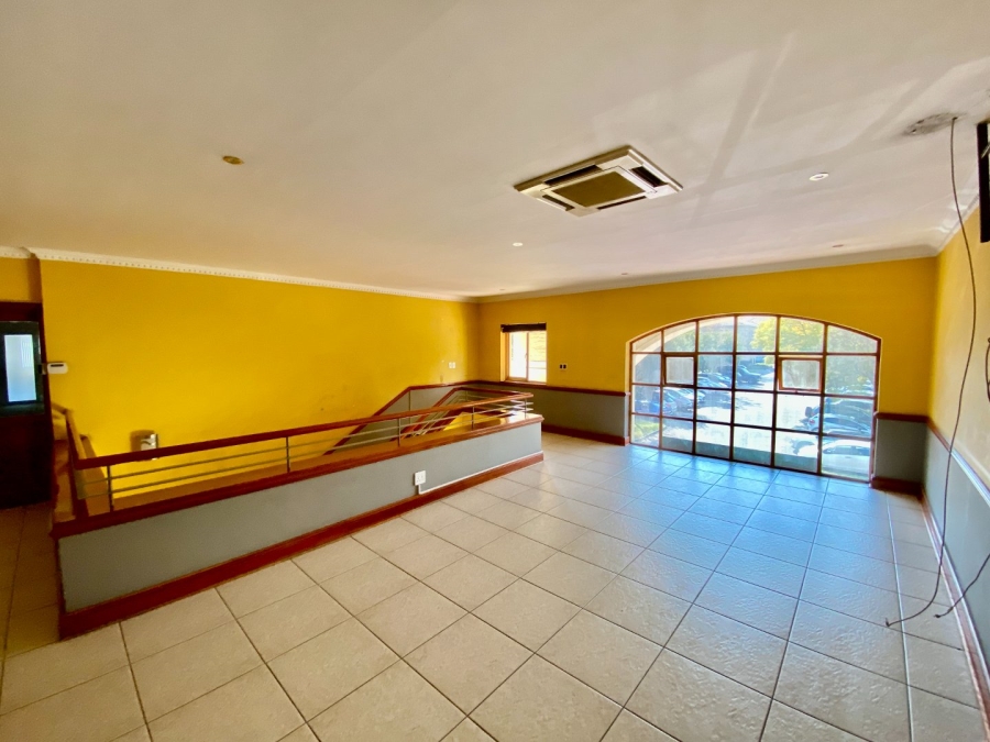 To Let Commercial Property for Rent in Vorna Valley Gauteng