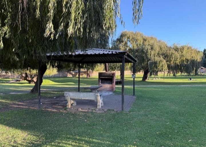2 Bedroom Property for Sale in Meredale Gauteng